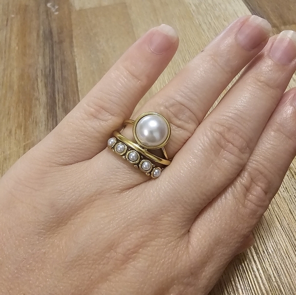 Vintage Ring Inlaid Artificial Pearl Multi Layer Design - Picture 5 of 5